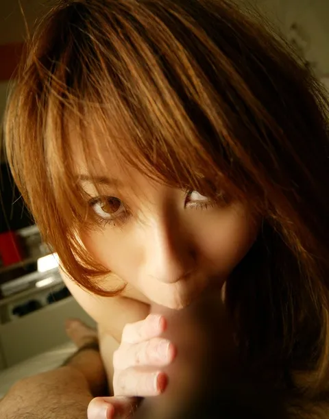 太く堅いモノを