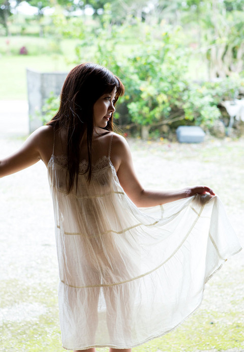 涼しげな美少女夏ヌード - 透けヌード