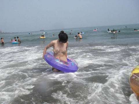 ポロリと逆季節に - エッチ写真