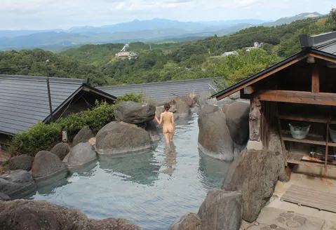 美しい風景画＋の中サムネ