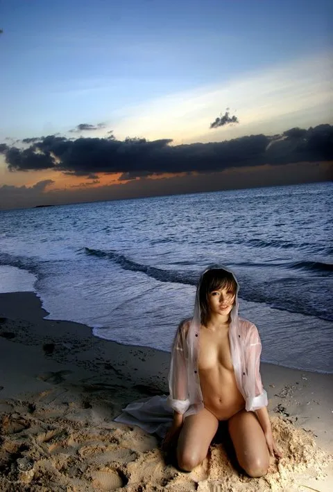 夕日ヌード写真 ＃５の中サムネ