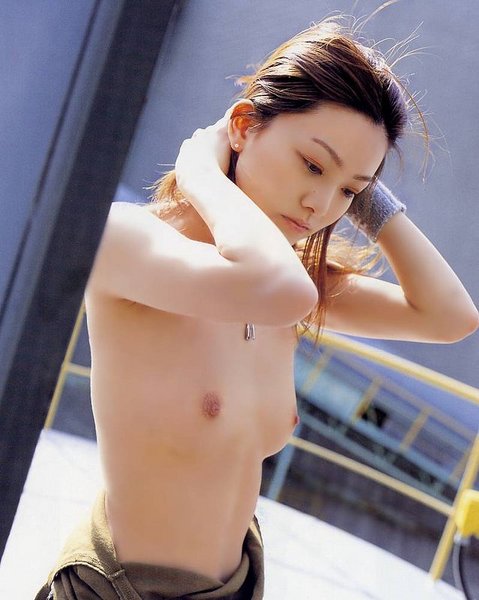 サイズの小さいおっぱい２ - おっぱい写真