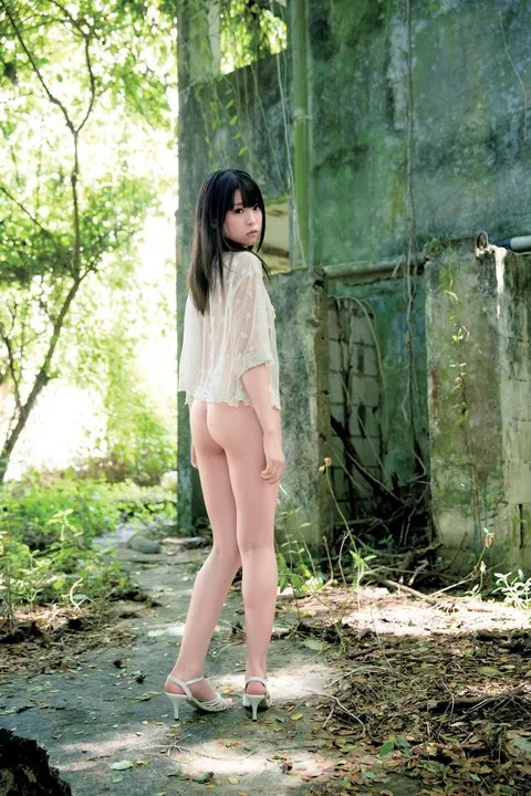 美少女の夏エロの中サムネ