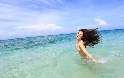 伊藤さんの全裸写真の中サムネ