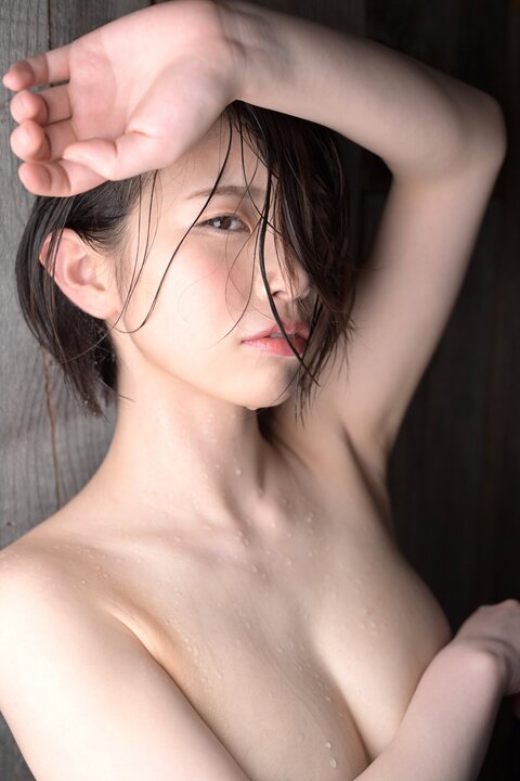 上半身裸の写真が欲しい - エッチ写真