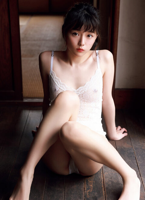 過激になるヌード美少女 - 透けヌード