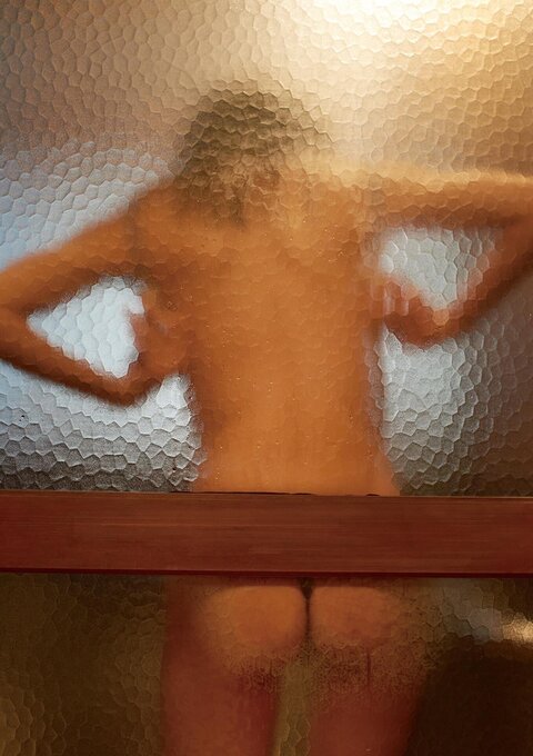 ヌード写真集が登竜門 - エッチ写真