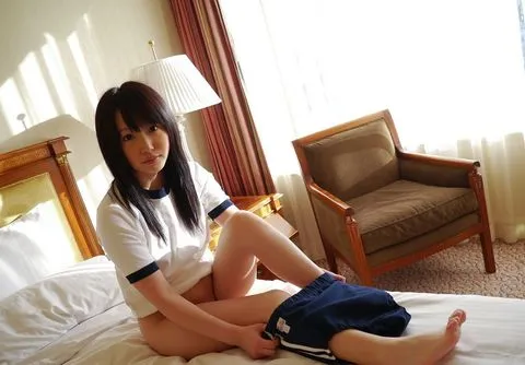 女子中学生でもエロ - エッチ写真