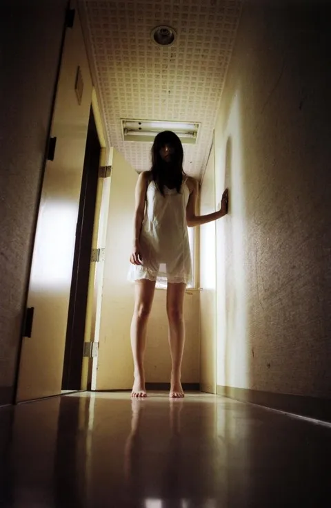 イイ女が待っている場所の中サムネ